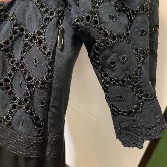 Gorgeous & Sexy Catherine Malandrino Black Eyelet Mid-Sleeved Dress - Picture 10 of 15